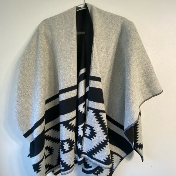 Gap black/grey Ruana/Poncho, one size - Picture 2 of 4